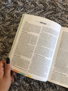 The Jesus Bible Bible Review #biblereview #thejesusbible #biblesforteenagers #biblerecommendations